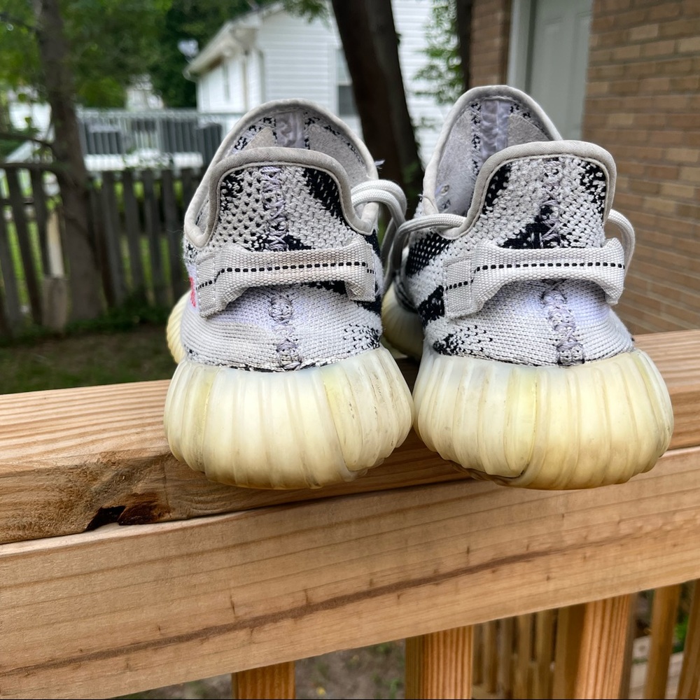Yeezy 350 zebra used - Picture 5 of 5